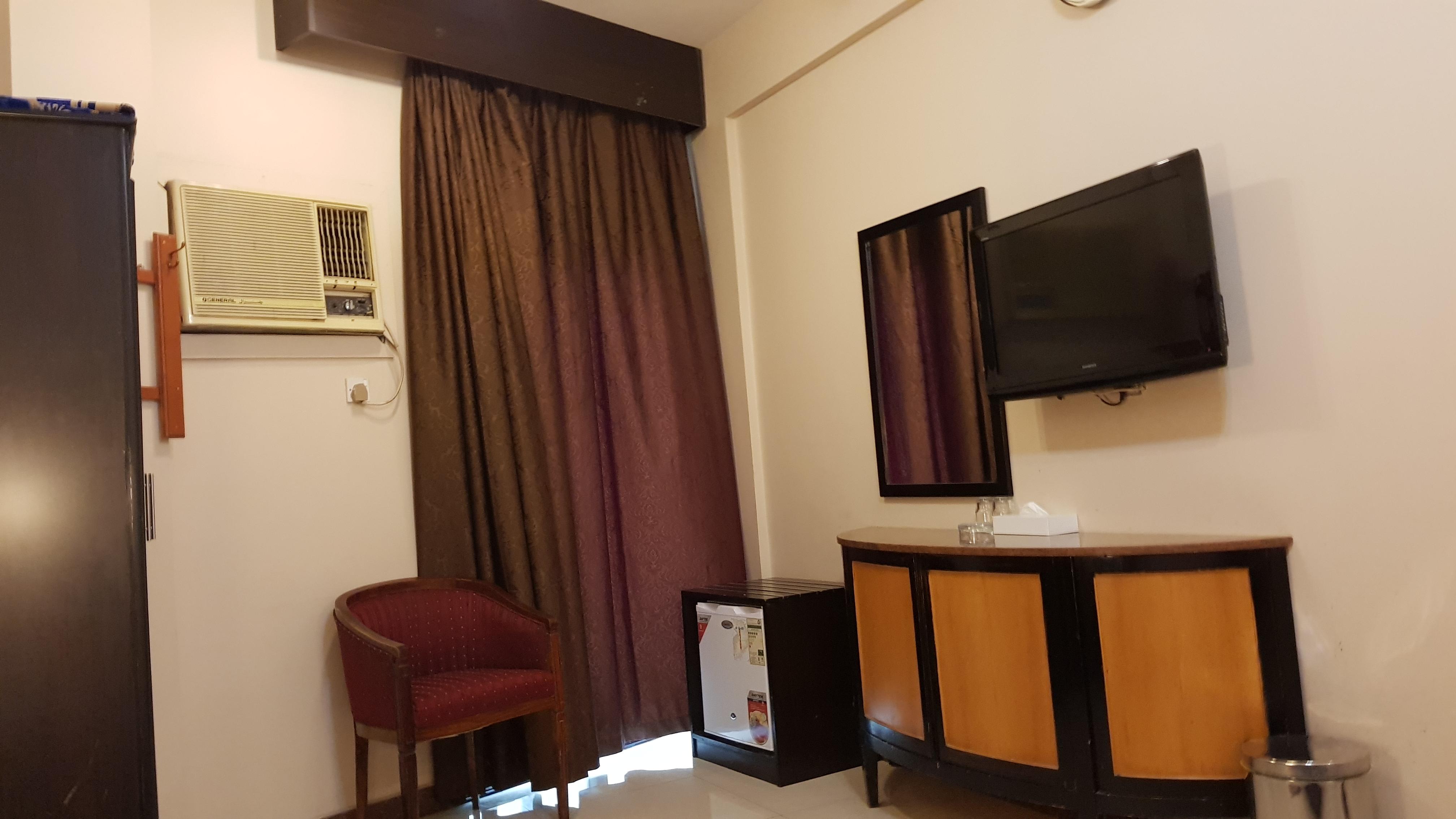 Oyo 491 Rahab Hotel Dubai Eksteriør billede