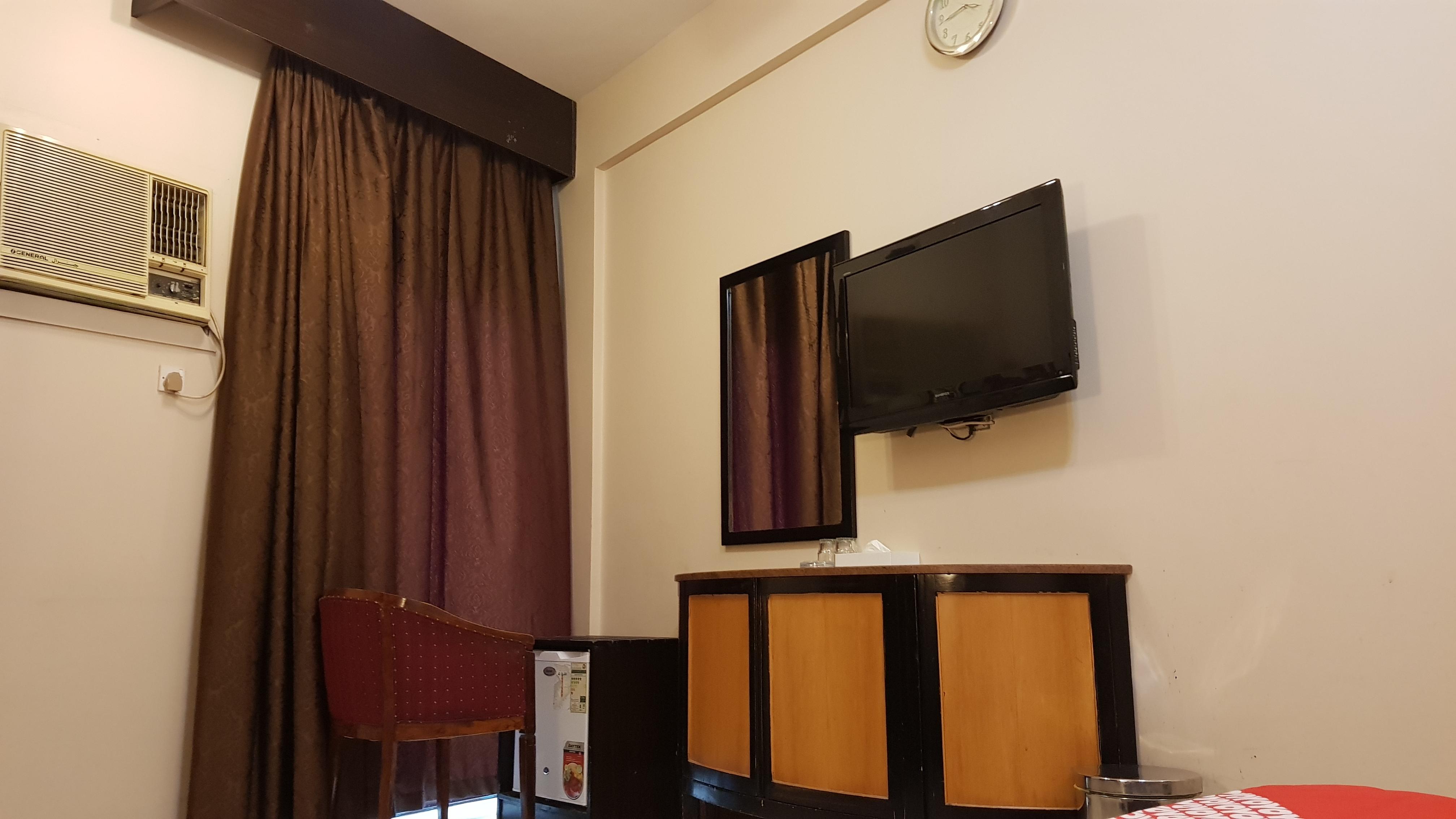 Oyo 491 Rahab Hotel Dubai Eksteriør billede